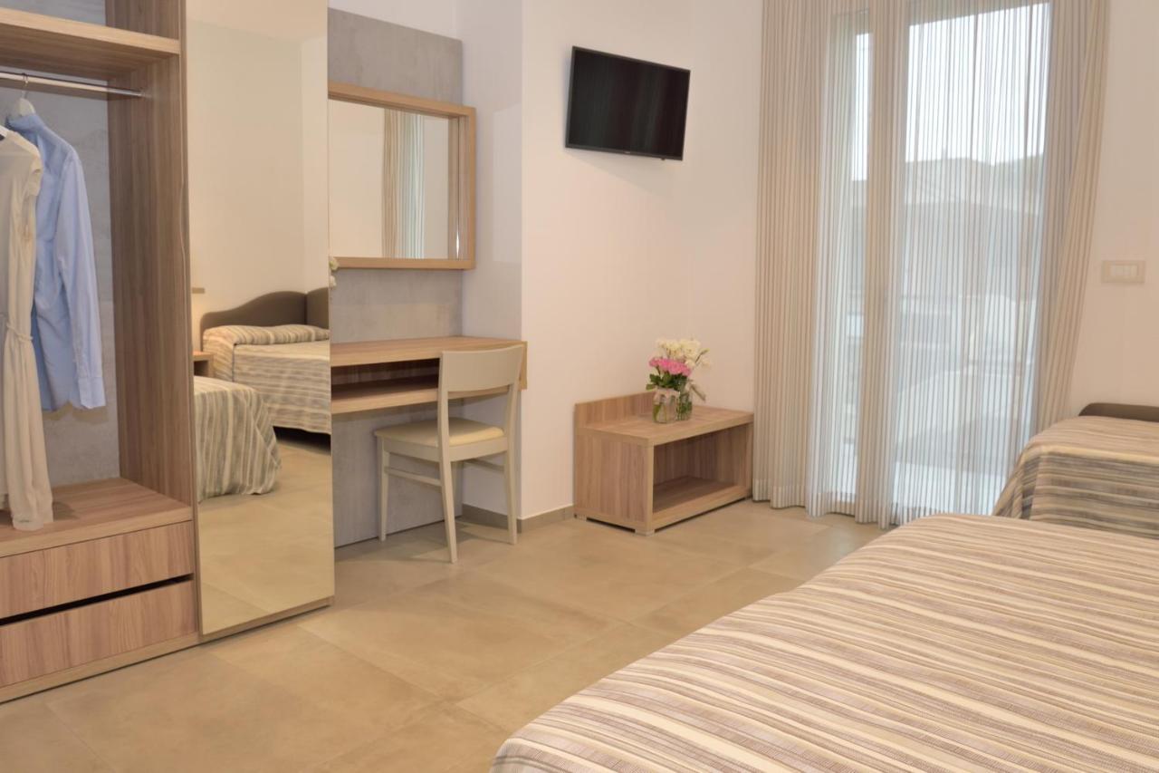 Hotel Abc Cervia Esterno foto
